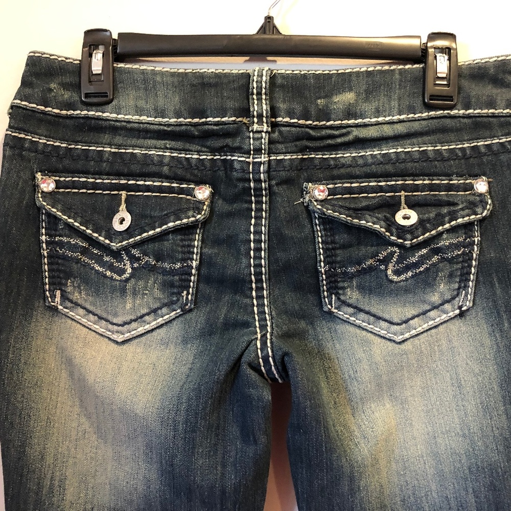 Bongo Distressed Jeans - Picture 6 of 8